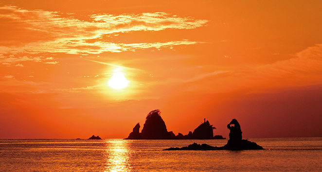 日本一の夕陽（大田子海岸）